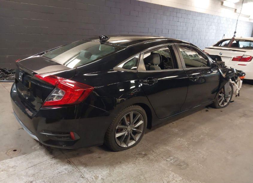 Photo 4 of 2019 Honda Civic EX (VIN 19XFC1F35KE203999)