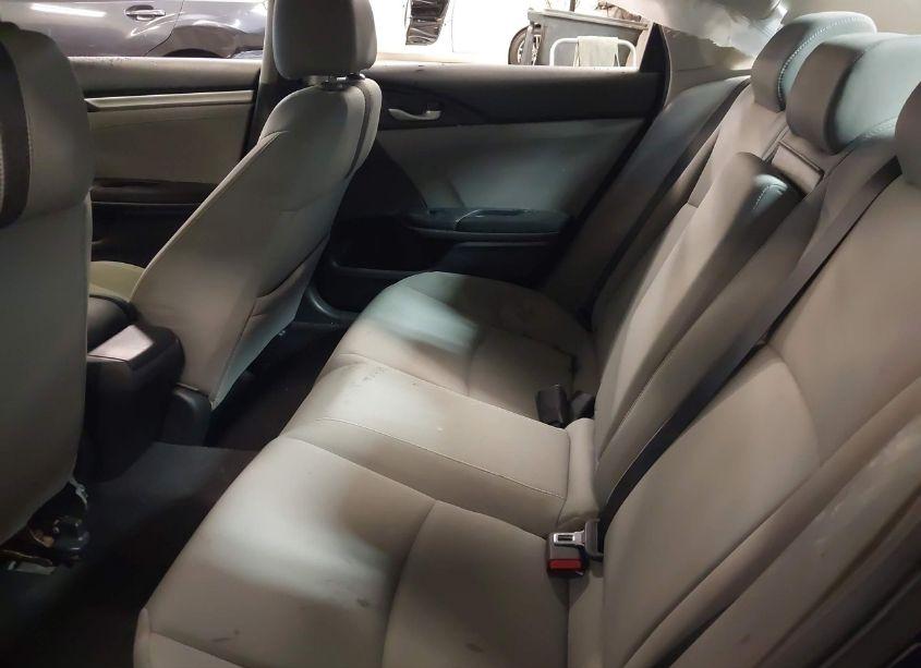 Photo 8 of 2019 Honda Civic EX (VIN 19XFC1F35KE203999)