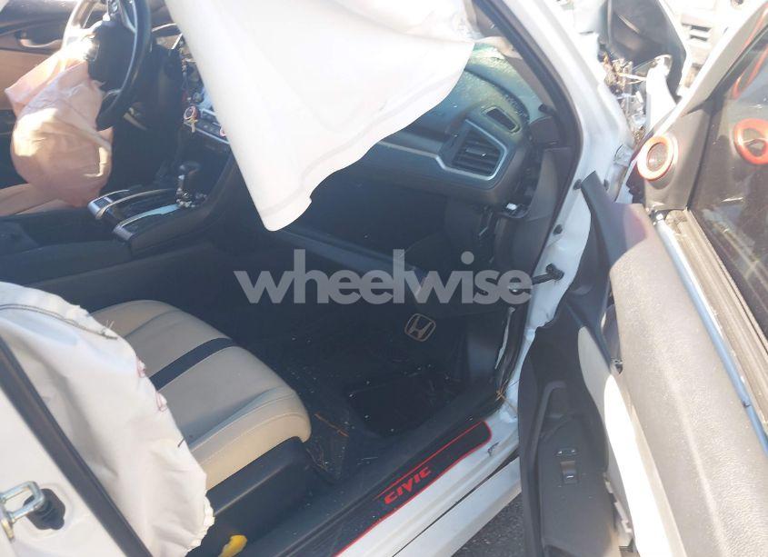 Photo 5 of 2020 Honda Civic EX (VIN 19XFC1F35LE210226)