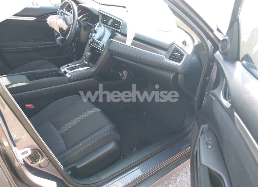 Photo 5 of 2021 Honda Civic EX (VIN 19XFC1F35ME004759)