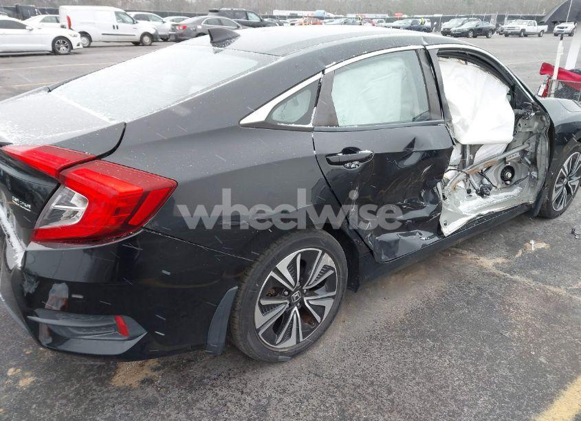 Photo 18 of 2016 Honda Civic EX-T (VIN 19XFC1F36GE013667)