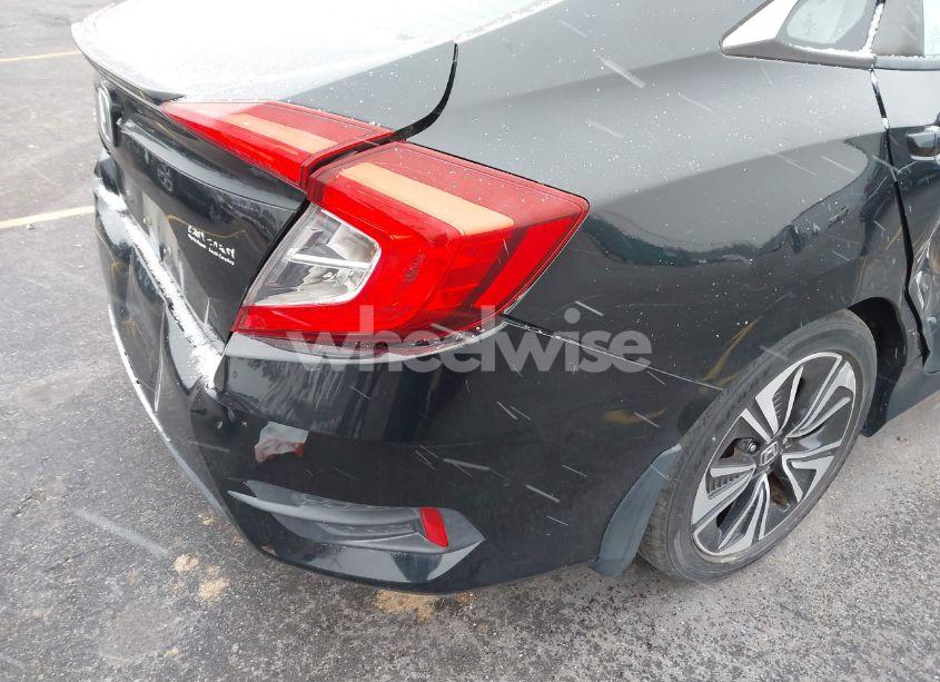 Photo 22 of 2016 Honda Civic EX-T (VIN 19XFC1F36GE013667)