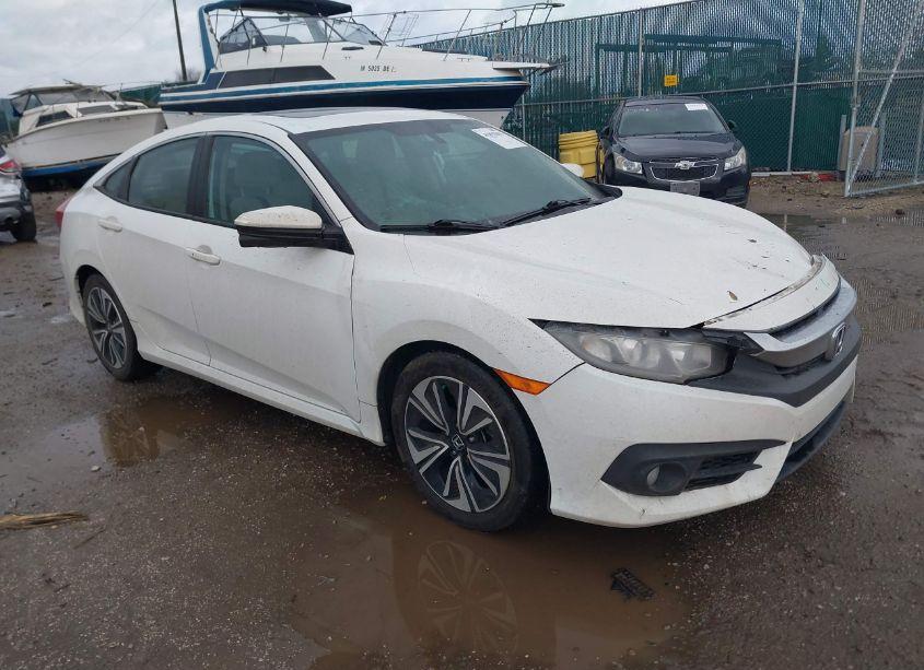 2016 Honda Civic EX-T (VIN 19XFC1F36GE023521) main photo