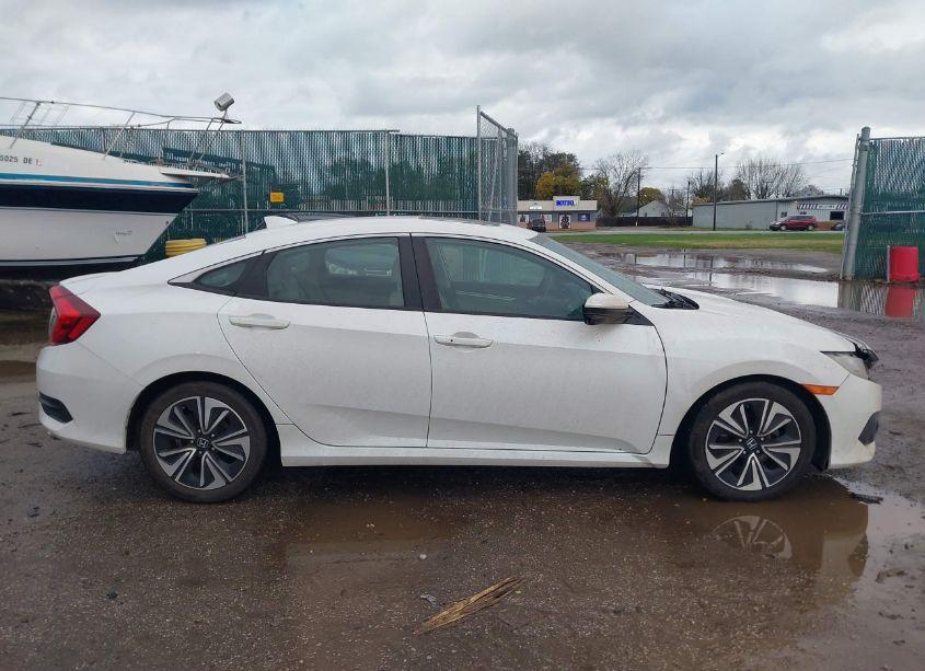 Photo 10 of 2016 Honda Civic EX-T (VIN 19XFC1F36GE023521)