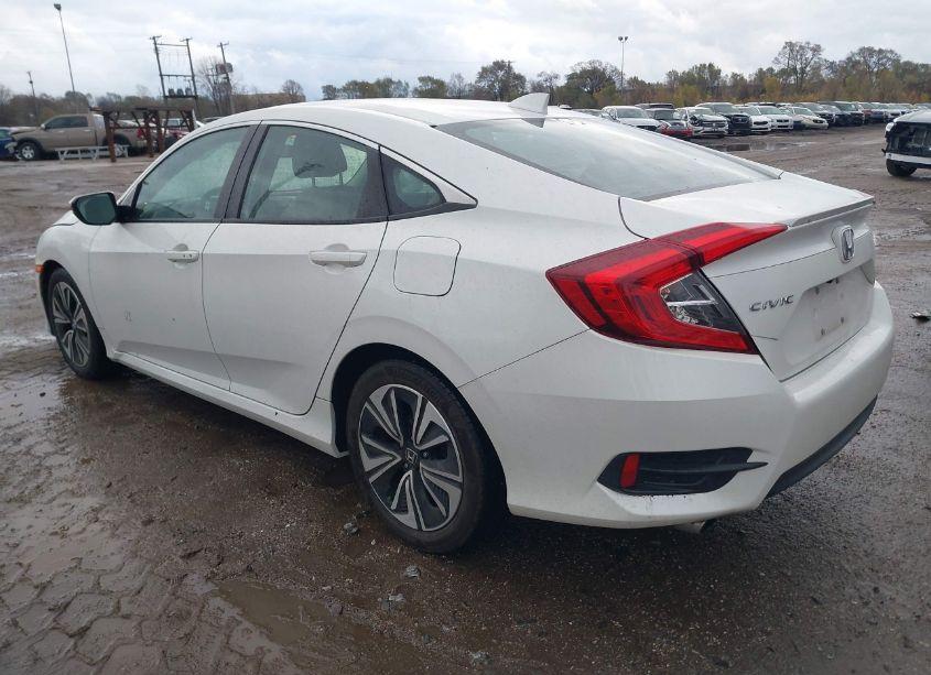 Photo 2 of 2016 Honda Civic EX-T (VIN 19XFC1F36GE023521)