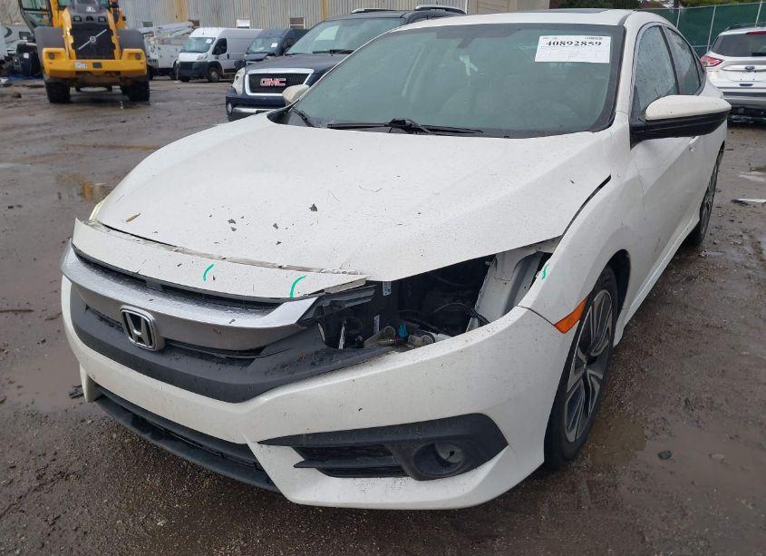 Photo 4 of 2016 Honda Civic EX-T (VIN 19XFC1F36GE023521)