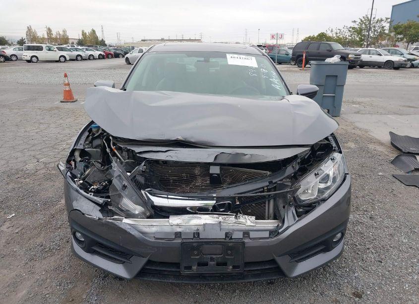 Photo 12 of 2017 Honda Civic EX-T (VIN 19XFC1F36HE004078)