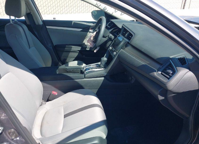 Photo 5 of 2017 Honda Civic EX-T (VIN 19XFC1F36HE004078)