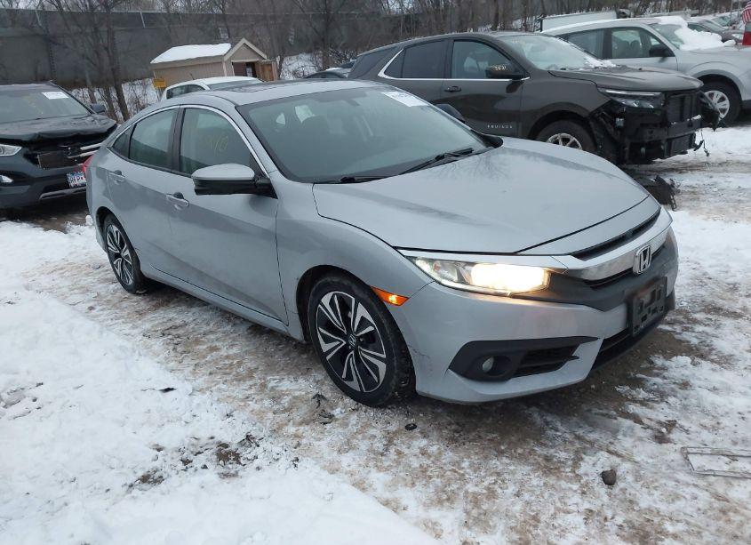2017 Honda Civic EX-T (VIN 19XFC1F36HE004999) main photo