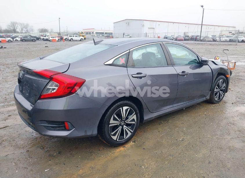 Photo 4 of 2017 Honda Civic EX-T (VIN 19XFC1F36HE006283)