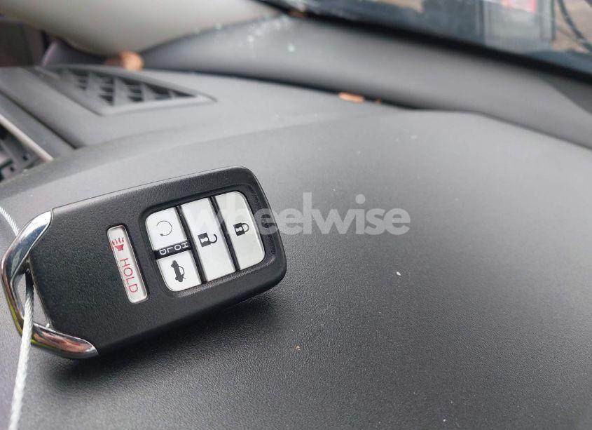 Photo 11 of 2019 Honda Civic EX (VIN 19XFC1F36KE002399)