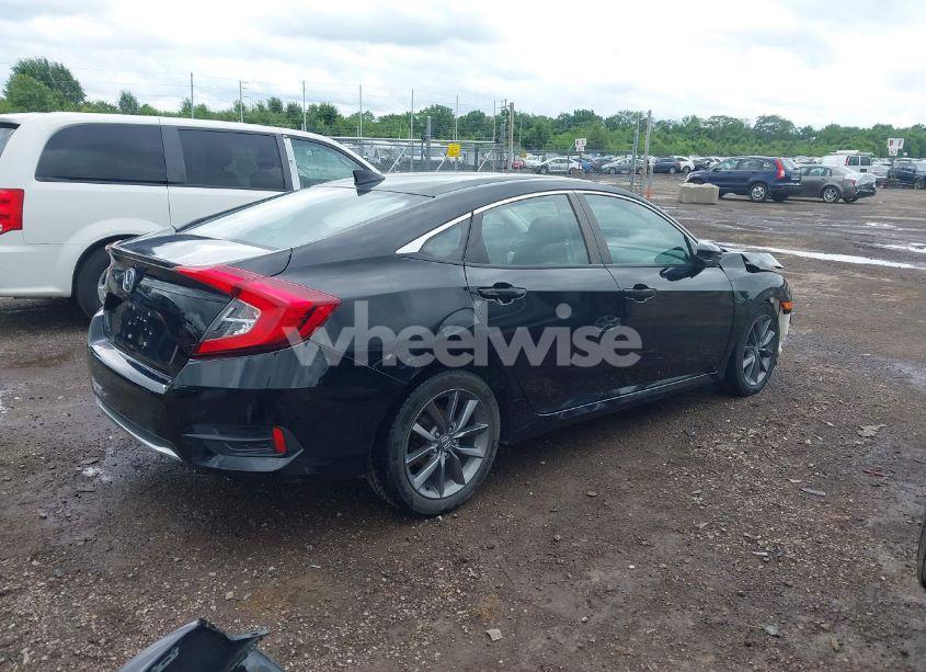 Photo 4 of 2019 Honda Civic EX (VIN 19XFC1F36KE002399)
