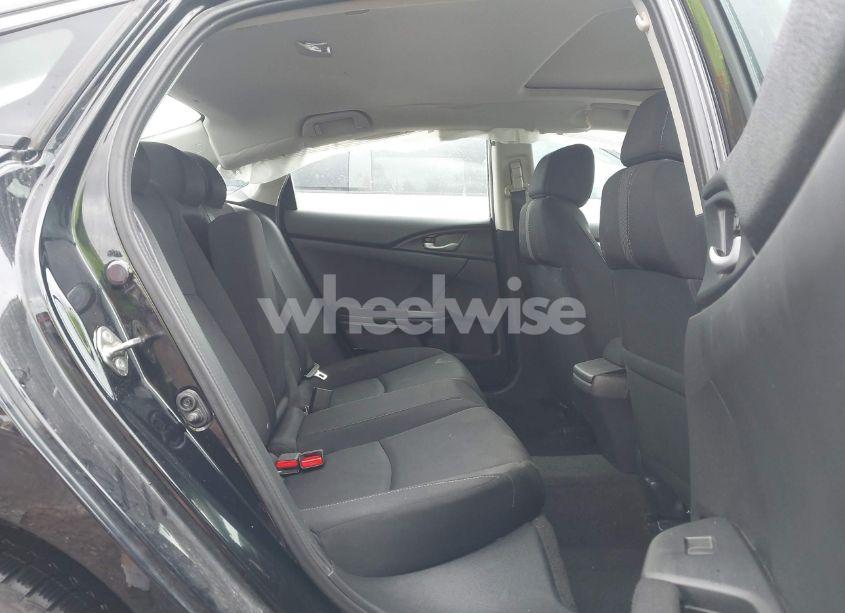 Photo 8 of 2019 Honda Civic EX (VIN 19XFC1F36KE002399)