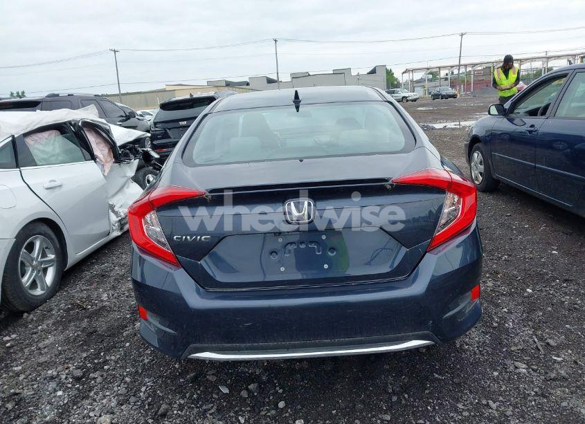 Photo 15 of 2019 Honda Civic EX (VIN 19XFC1F36KE201274)
