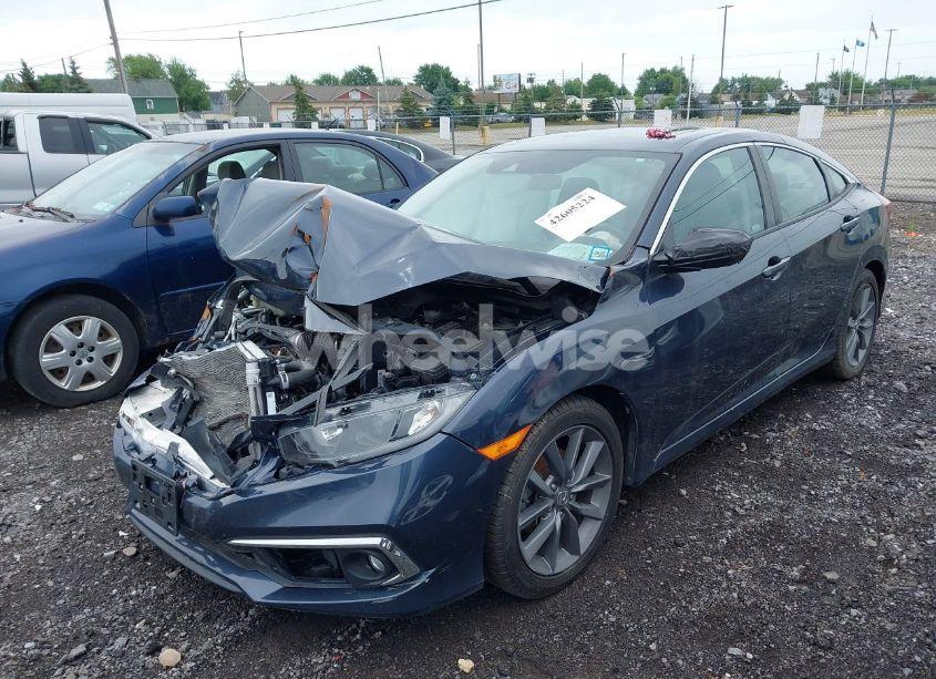 Photo 2 of 2019 Honda Civic EX (VIN 19XFC1F36KE201274)