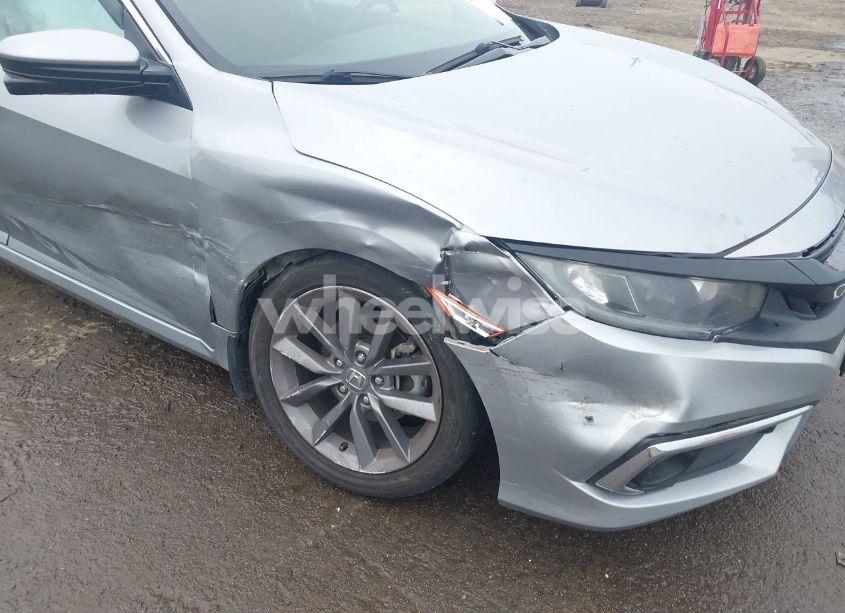 Photo 6 of 2019 Honda Civic EX (VIN 19XFC1F36KE206085)