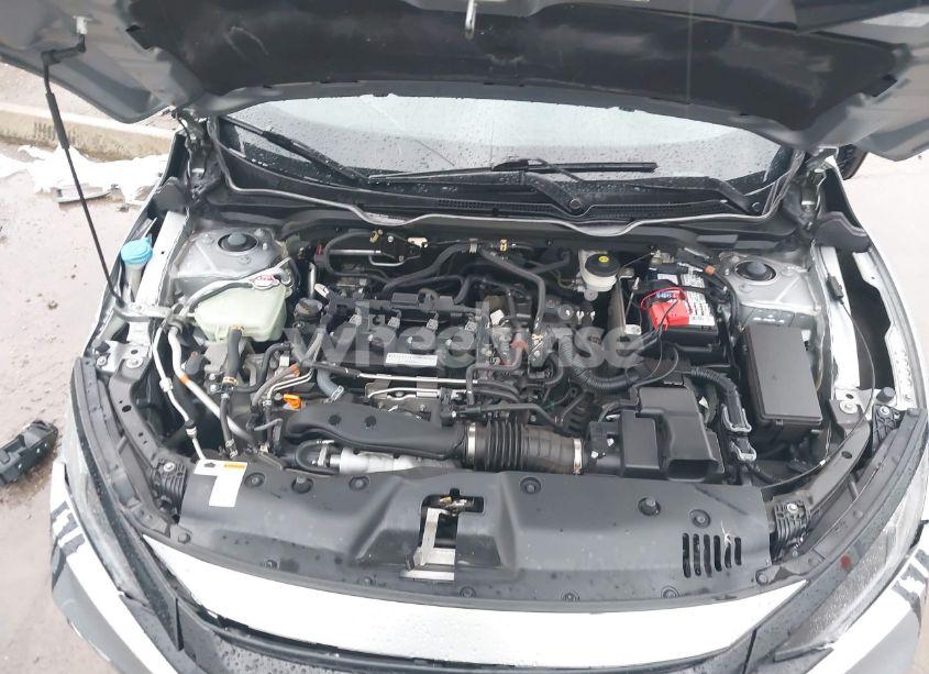 Photo 10 of 2019 Honda Civic EX (VIN 19XFC1F36KE210718)