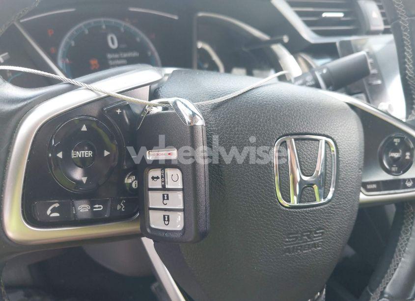 Photo 11 of 2019 Honda Civic EX (VIN 19XFC1F36KE210718)
