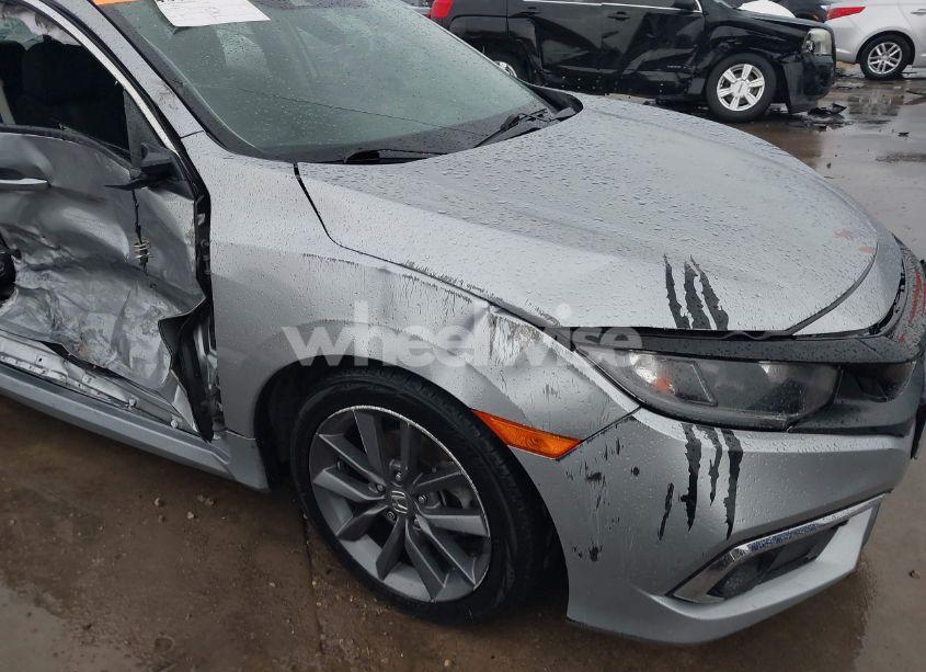 Photo 21 of 2019 Honda Civic EX (VIN 19XFC1F36KE210718)