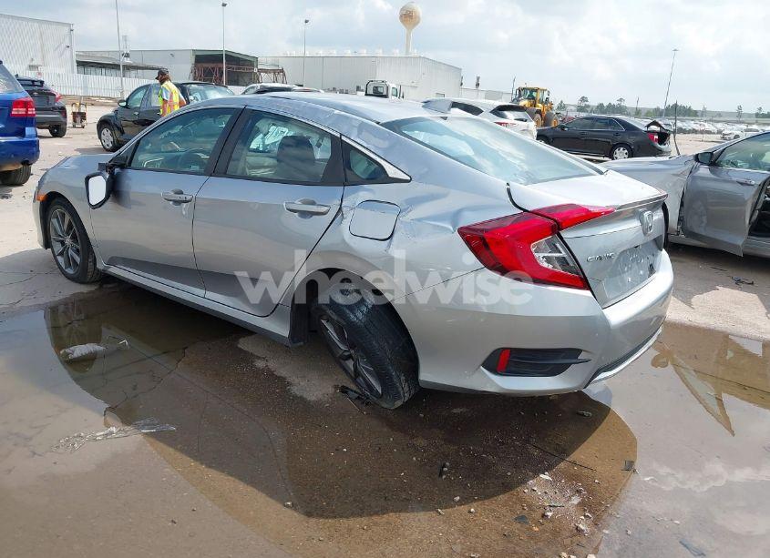 Photo 3 of 2019 Honda Civic EX (VIN 19XFC1F36KE210718)