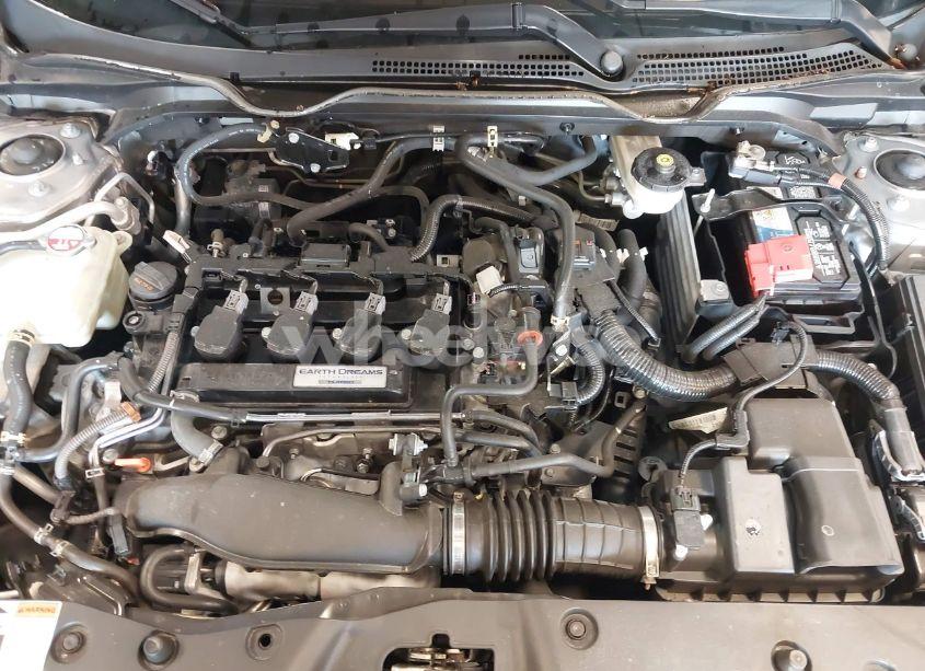 Photo 10 of 2019 Honda Civic EX (VIN 19XFC1F36KE210878)