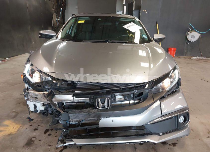 Photo 12 of 2019 Honda Civic EX (VIN 19XFC1F36KE210878)