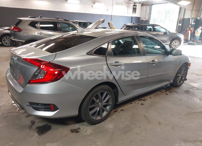 Photo 4 of 2019 Honda Civic EX (VIN 19XFC1F36KE210878)