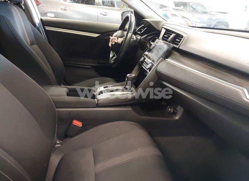 Photo 5 of 2019 Honda Civic EX (VIN 19XFC1F36KE210878)