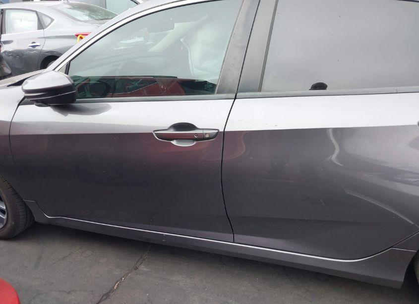 Photo 14 of 2020 Honda Civic EX (VIN 19XFC1F36LE220277)