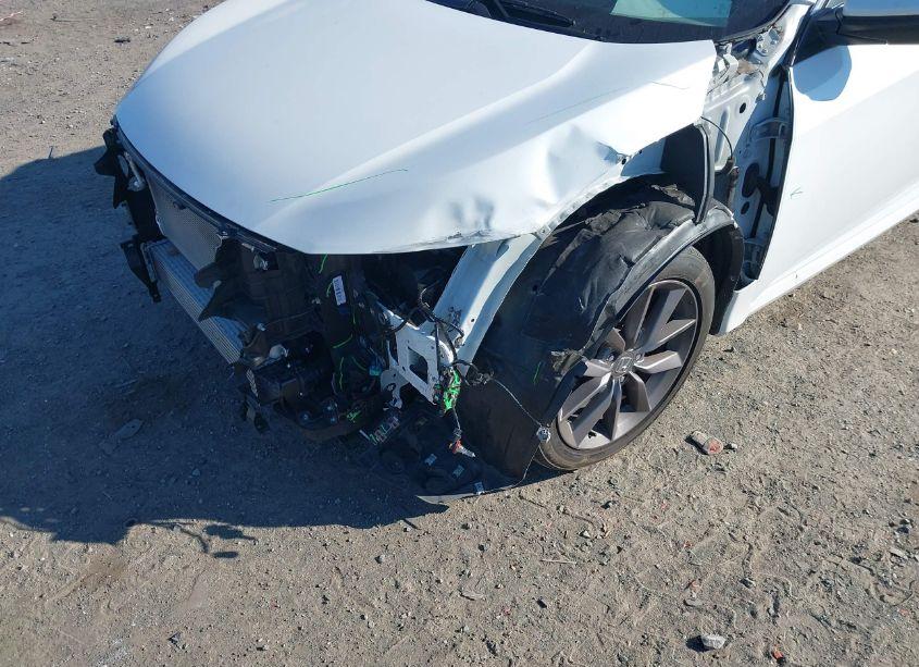 Photo 6 of 2021 Honda Civic EX (VIN 19XFC1F36ME206932)