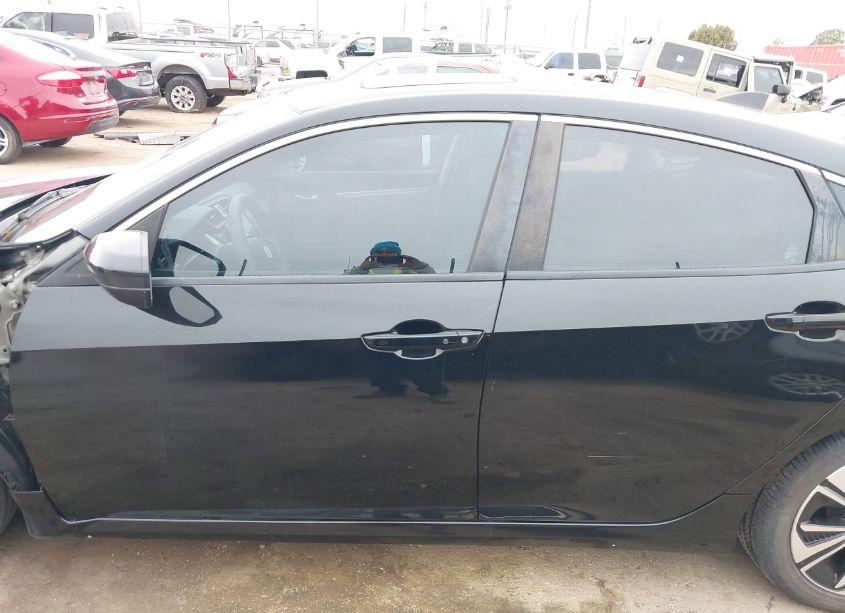 Photo 15 of 2016 Honda Civic EX-T (VIN 19XFC1F37GE014827)