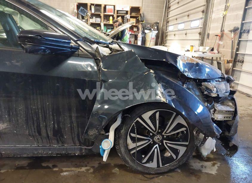Photo 17 of 2016 Honda Civic EX-T (VIN 19XFC1F37GE034771)