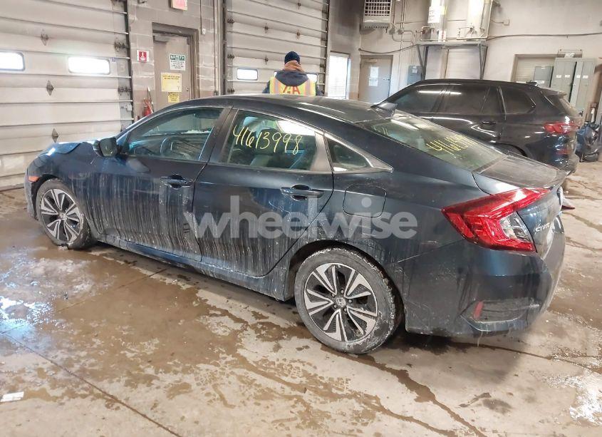 Photo 3 of 2016 Honda Civic EX-T (VIN 19XFC1F37GE034771)