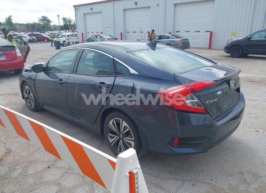 Photo 3 of 2016 Honda Civic EX-T (VIN 19XFC1F37GE044328)