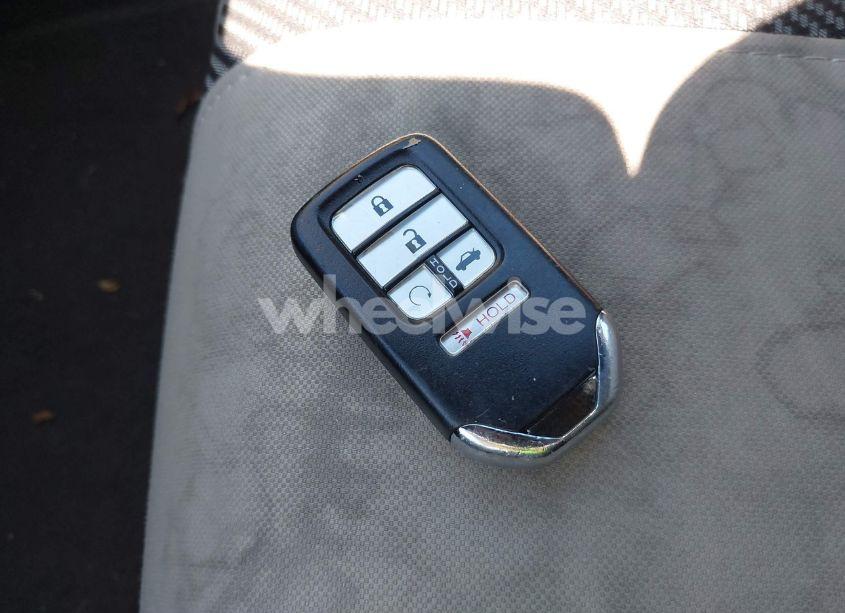 Photo 11 of 2016 Honda Civic EX-T (VIN 19XFC1F37GE211559)