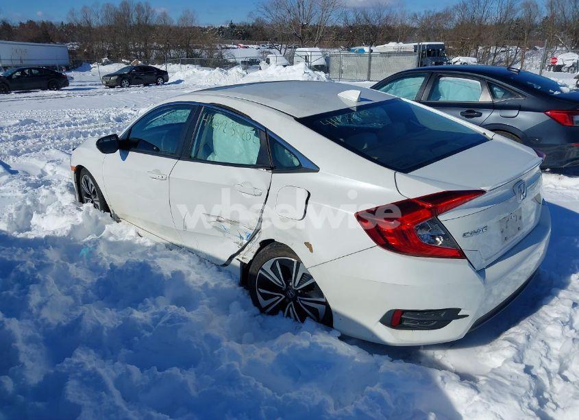 Photo 3 of 2016 Honda Civic EX-T (VIN 19XFC1F37GE211559)