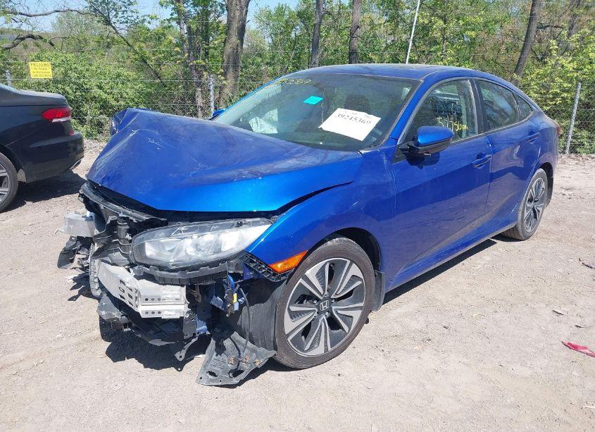 Photo 18 of 2017 Honda Civic EX-T (VIN 19XFC1F37HE001786)