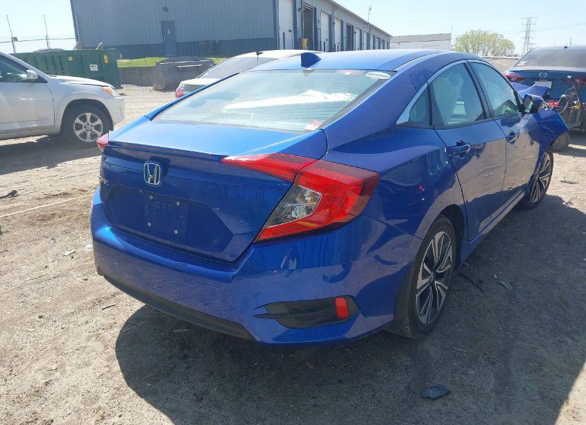 Photo 4 of 2017 Honda Civic EX-T (VIN 19XFC1F37HE001786)