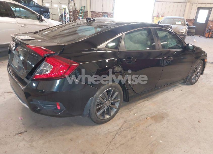 Photo 4 of 2019 Honda Civic EX (VIN 19XFC1F37KE002038)