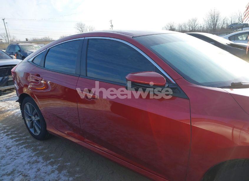 Photo 14 of 2019 Honda Civic EX (VIN 19XFC1F37KE005411)