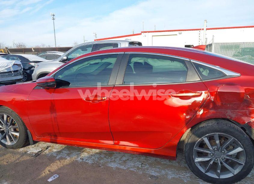 Photo 15 of 2019 Honda Civic EX (VIN 19XFC1F37KE005411)