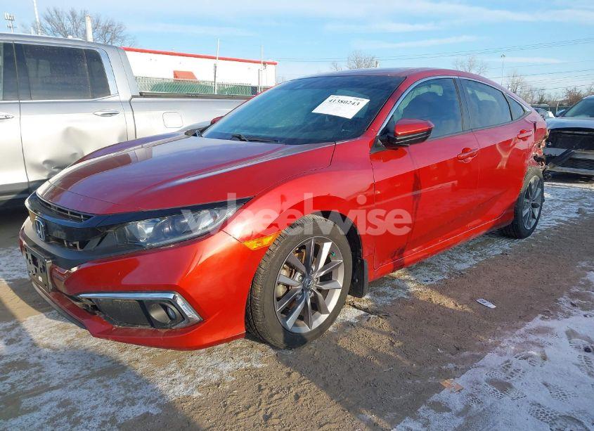 Photo 2 of 2019 Honda Civic EX (VIN 19XFC1F37KE005411)