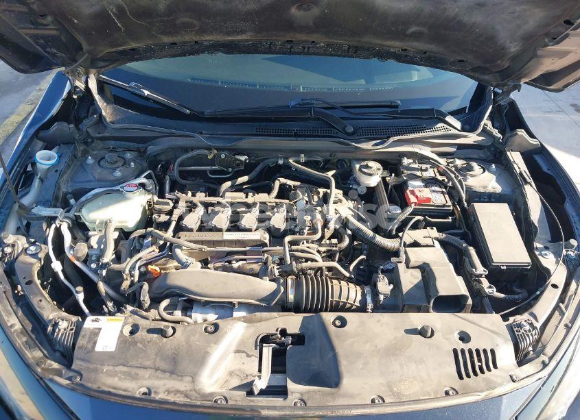 Photo 10 of 2019 Honda Civic EX (VIN 19XFC1F37KE009913)