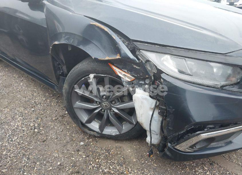 Photo 19 of 2019 Honda Civic EX (VIN 19XFC1F37KE009913)