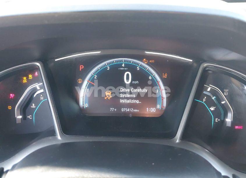 Photo 7 of 2019 Honda Civic EX (VIN 19XFC1F37KE009913)
