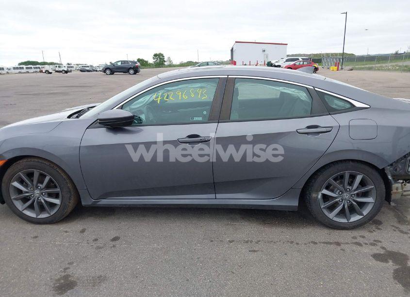 Photo 14 of 2019 Honda Civic EX (VIN 19XFC1F37KE014769)