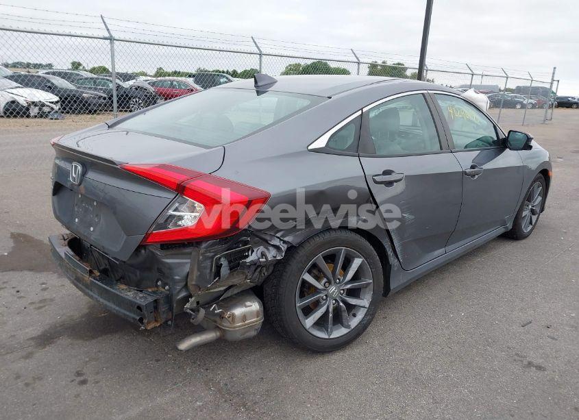 Photo 4 of 2019 Honda Civic EX (VIN 19XFC1F37KE014769)