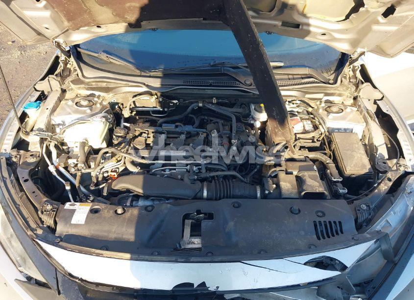 Photo 10 of 2019 Honda Civic EX (VIN 19XFC1F37KE201526)