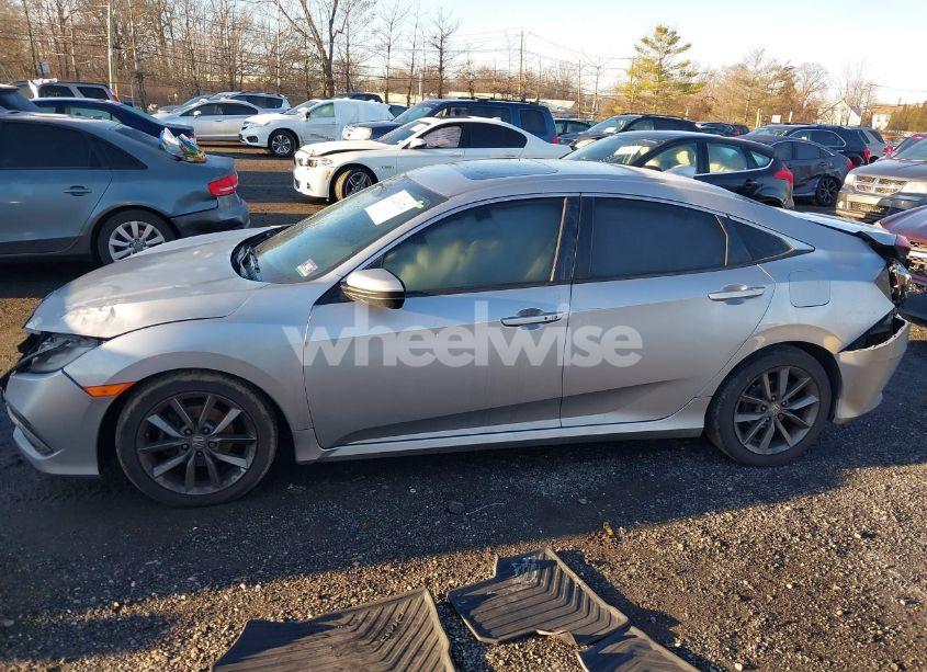 Photo 14 of 2019 Honda Civic EX (VIN 19XFC1F37KE201526)