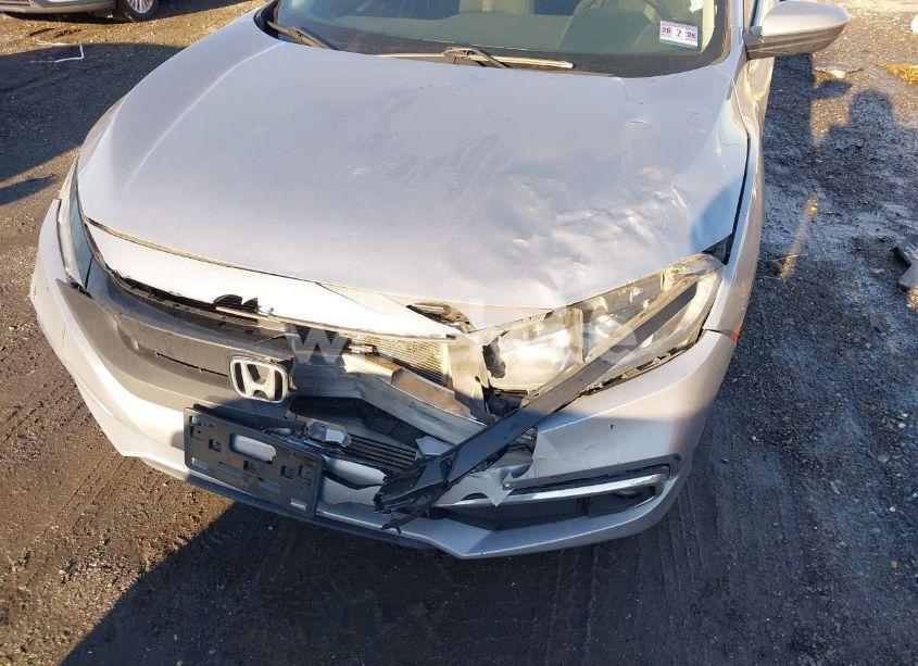 Photo 6 of 2019 Honda Civic EX (VIN 19XFC1F37KE201526)